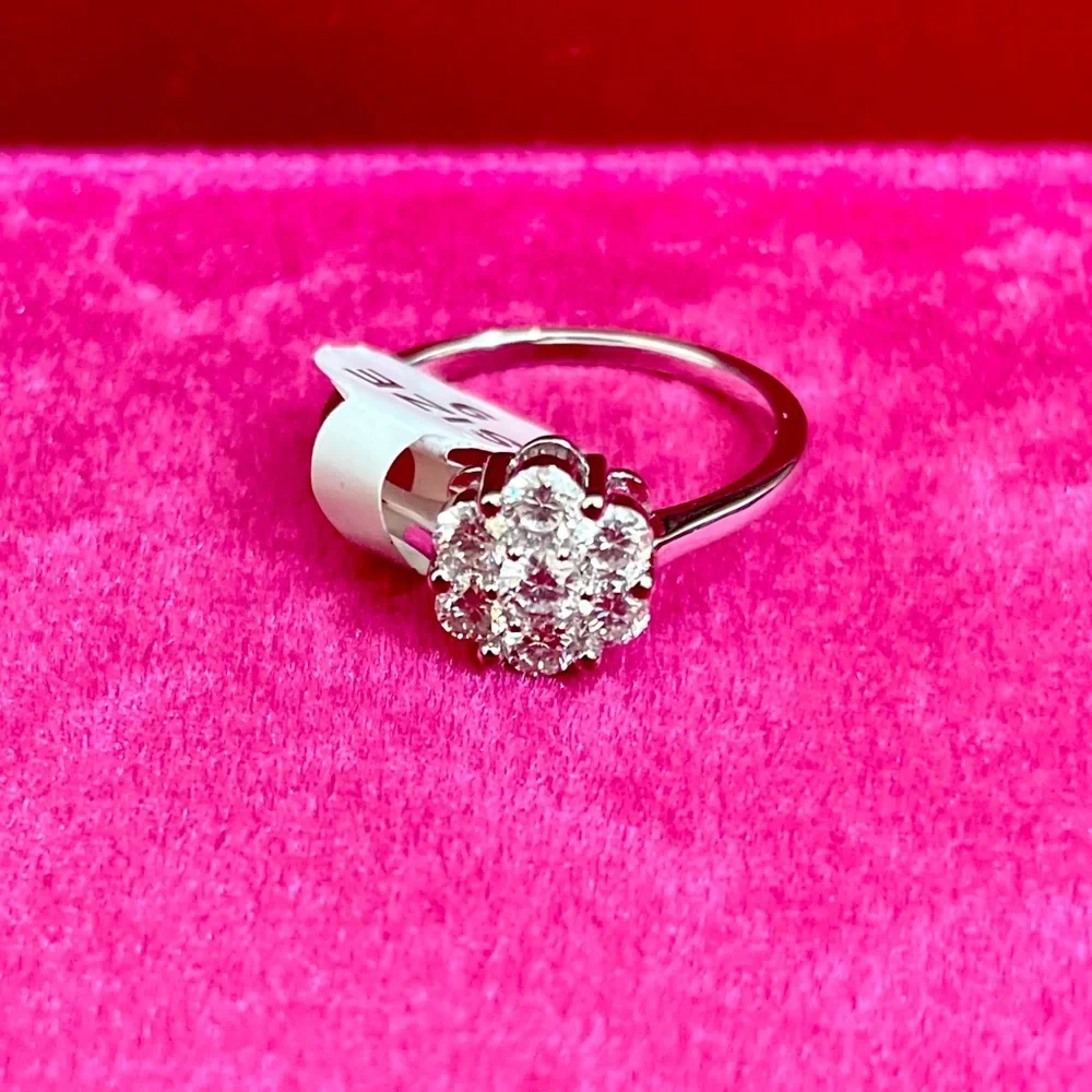 Moissanite Cluster Floral Ring Vintage Style in 925 Sterling Silver NWT Size 9
